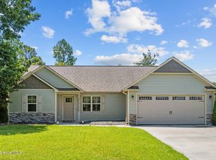 434 McCall Dr, Jacksonville, NC 28540