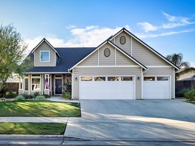 1210 N Harold Place, Hanford, CA, 93230