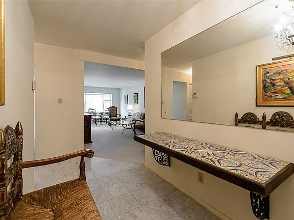 2nd image of 20 Chapel Pl APT 3C