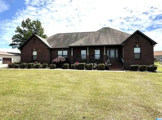 1612 Kerry Dr, Bessemer, AL 35023