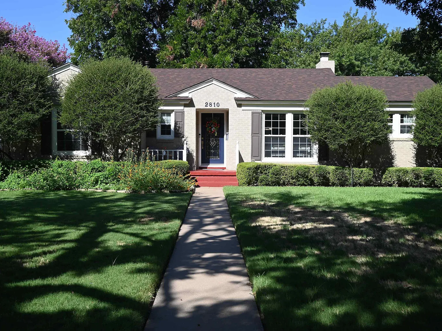 3 bed, 2.0 bath, 1790 sqft, $2,500 — Photo 1