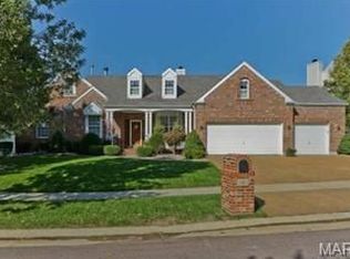 348 David Harrison Ln, Ballwin, MO 63021