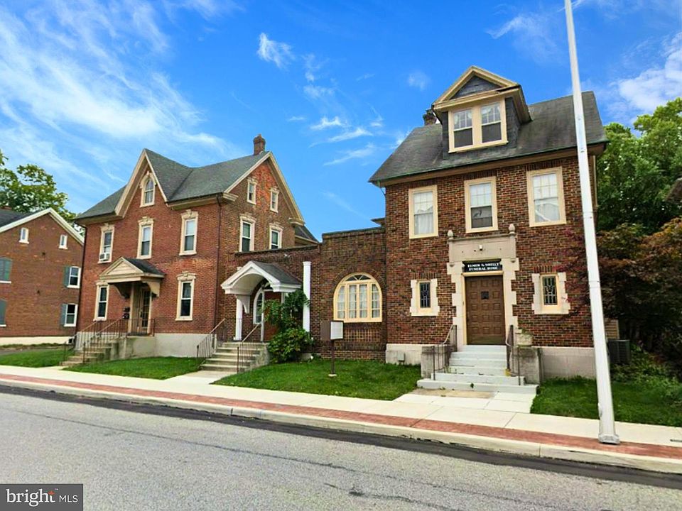 1st image of 24 E Main St