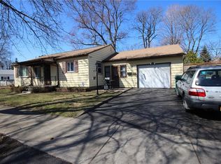 76 Paxton Rd, Rochester, NY 14617