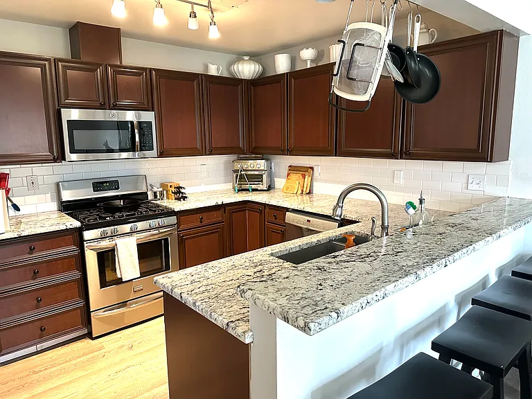 11502 SE 221st Pl — Photo 8
