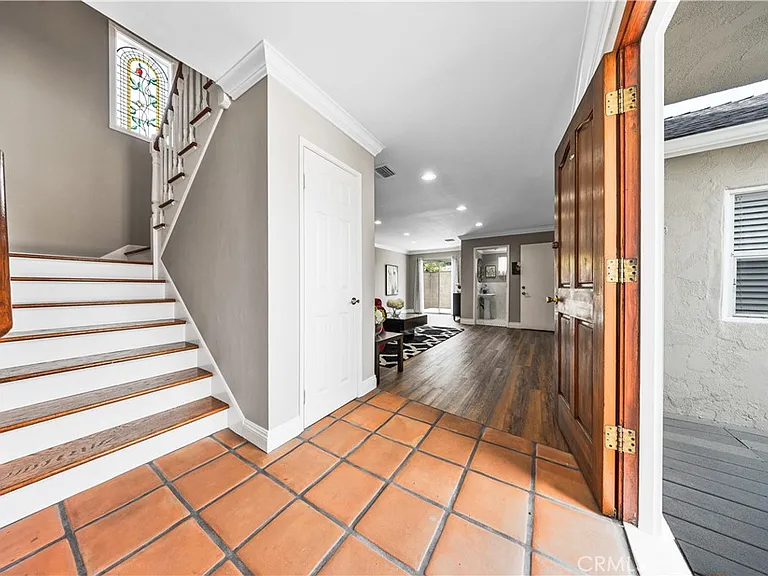 927 Montecito Dr — Photo 26
