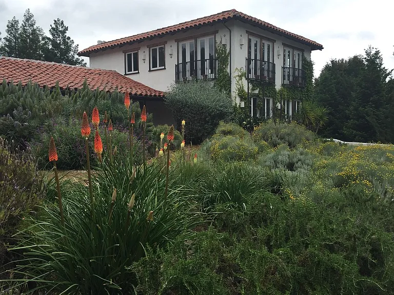 481 N Santa Cruz Ave — Photo 17