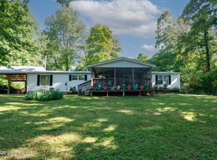 235 Kamber Ln, Vine Grove, KY 40175