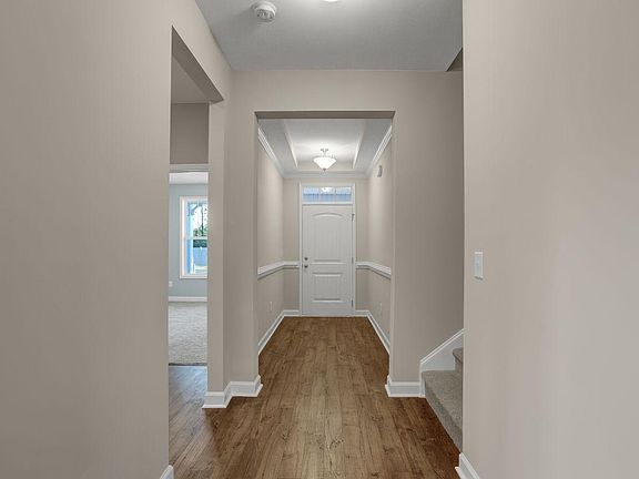 164 Legends Village Loop-03 Compressed