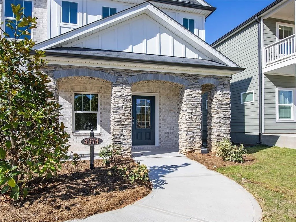 4374 Treadle Rd — Photo 2
