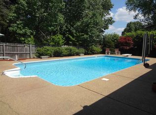 2736 Davies Plantation Rd, Cordova, TN 38016