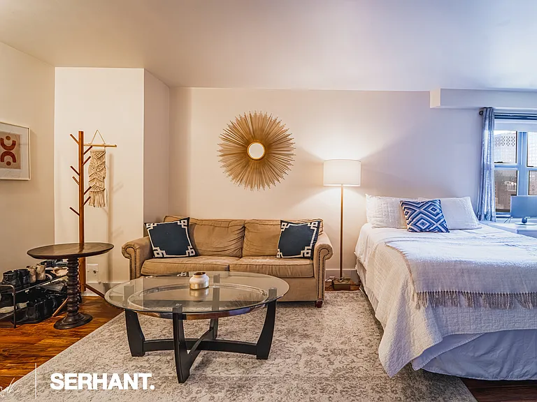 301 E 63rd St #16L — Photo 3