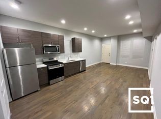 2750 W Cermak Rd #3R, Chicago, IL 60608