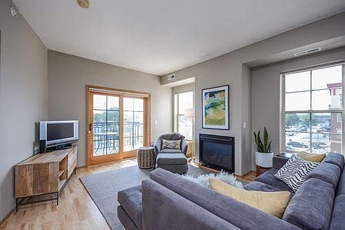 4th image of 750 Mainstreet APT 300