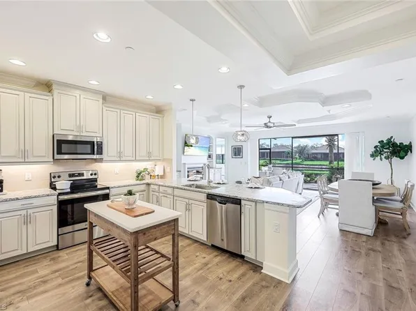 9673 Montelanico LOOP #102, NAPLES, FL 34119