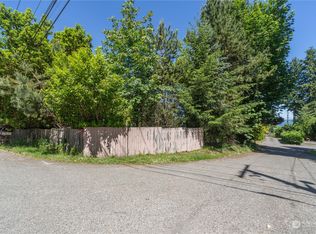 3651 Oak Bay Rd, Port Hadlock, WA 98339