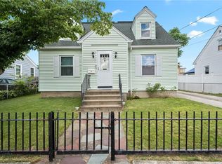 81 Rosemere Rd, Pawtucket, RI 02861