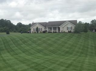 377 Greenhill Rd, Bowling Green, KY 42103