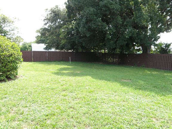 3rd image of 163 NE Dominican Terrace