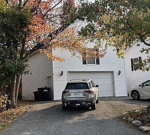 Circular driveway
