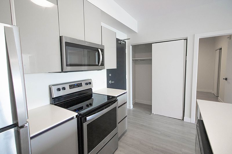 Winnipeg Apartment for rent - 2 Bedrooms — photo 28