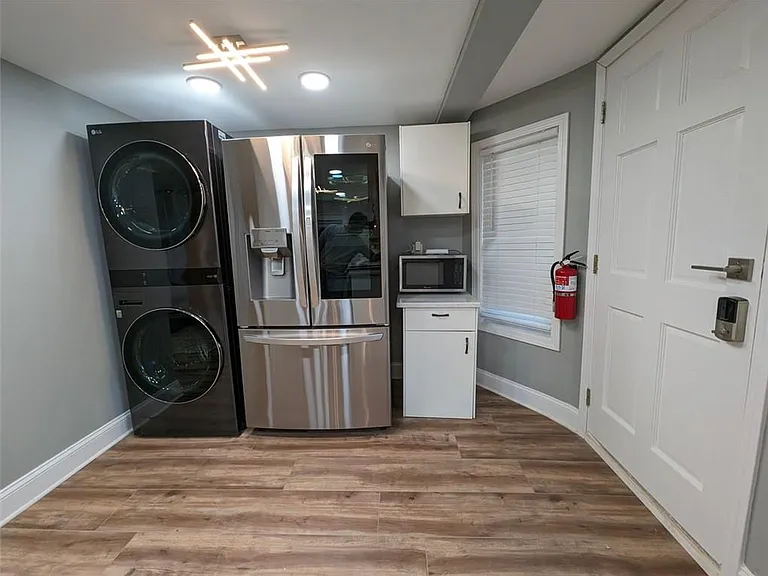 1303 Colony Dr #C — Photo 14