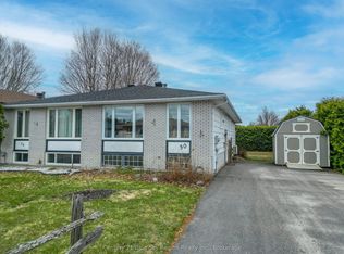 30 Harris Dr, North Bay, ON P1A 3Z2