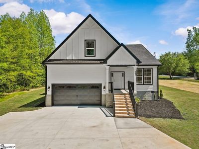 497 Chapel Rd, Greer, SC, 29651