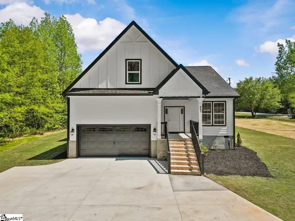 497 Chapel Rd, Greer, SC 29651