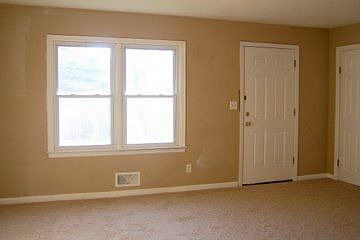 2nd image of 5024 S Crysler Ave