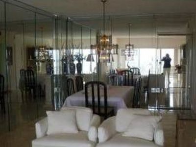 300 Bayview Dr APT 1510, Sunny Isles Beach, FL, 33160