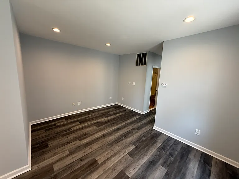 2 bed, 1.0 bath, 600 sqft, $1,250 — Photo 6