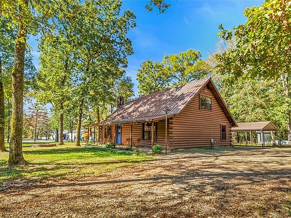 3rd image of 313 Post Oak Rd