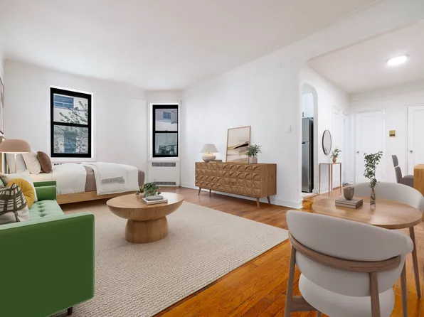 155-01 90th Avenue image 1 of 10