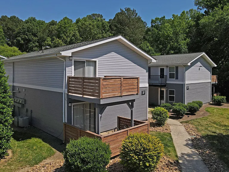 South Square Townhomes — Photo 27