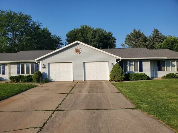 5518 Osborn Dr, Mc Farland, WI 53558