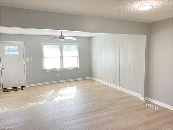 5th image of 268 Young Rd