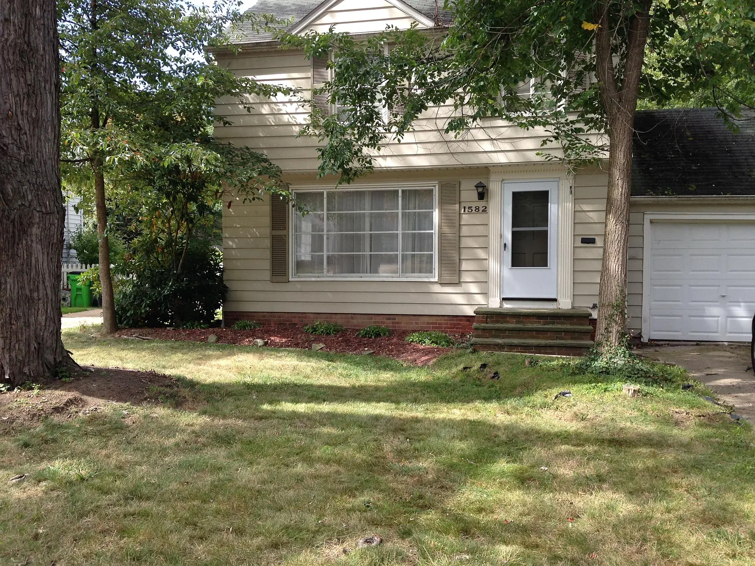 1582 Westdale Rd photo 1