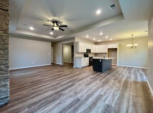 212 3rd Pnes #CIRCLE;-LOT 20, Reeds Spring, MO 65737