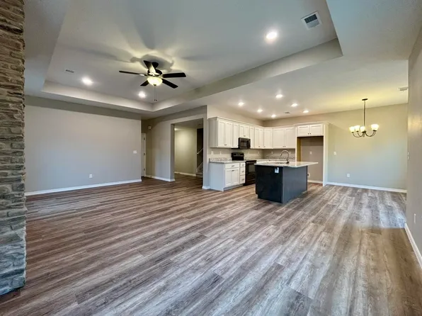 212 Three Pines Circle; Lot 20, Reeds Spring, MO 65737