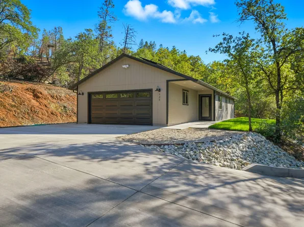 735 Shasta Park Dr, Shasta Lake, CA 96019