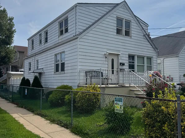 21 E 12th St #2, Bayonne, NJ 07002