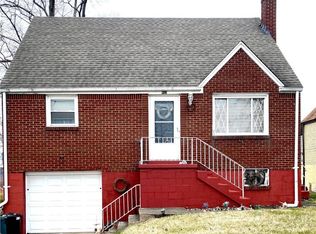 402 Gill Hall Rd, Clairton, PA 15025