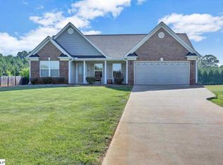 135 Dillard Rd, Duncan, SC 29334