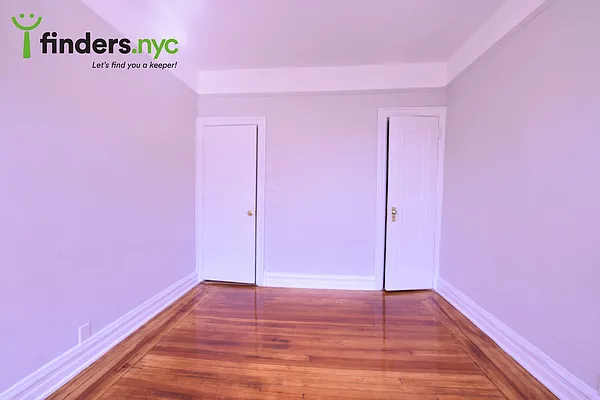 Rented by Clove Realty LLC | media 12