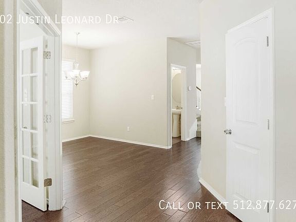 4th image of 102 Justin Leonard Dr