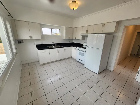 820 N Edgemont St, Los Angeles, CA 90029