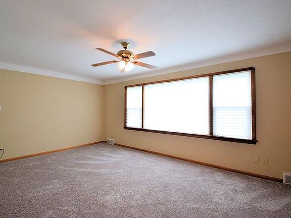 5th image of 5403 Orchard Ave #Up