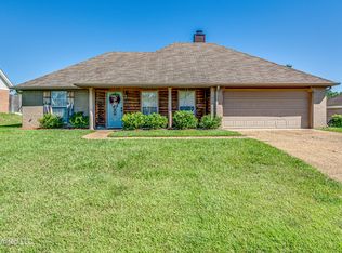 807 Pin Oak Pl, Pearl, MS 39208