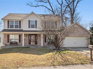 615 Bennington Dr, Saint Charles, MO